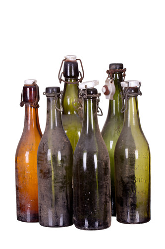 Why Are Beer Bottles Brown? The Answer Might Surprise You